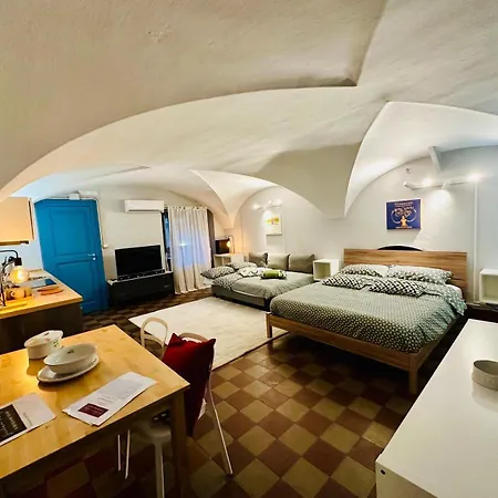 Sicilian Vibes Flat In Palazzo Storico Apartment *